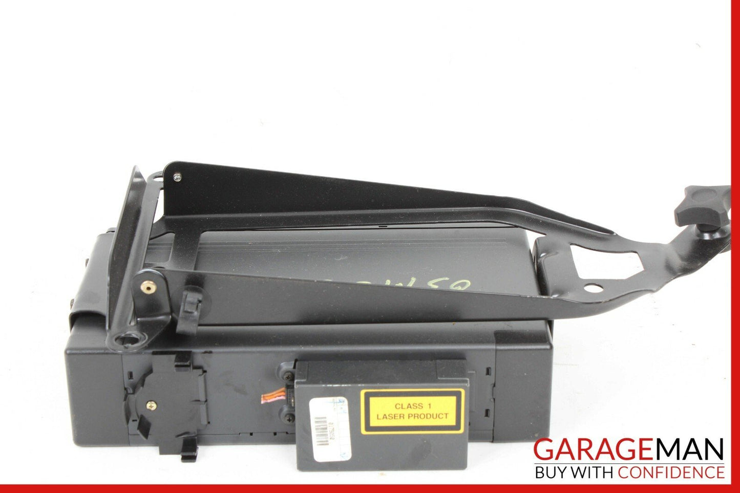 98-05 Mercedes W163 ML320 ML500 6 Disc Disk CD Changer w/ Bracket MC3111 OEM