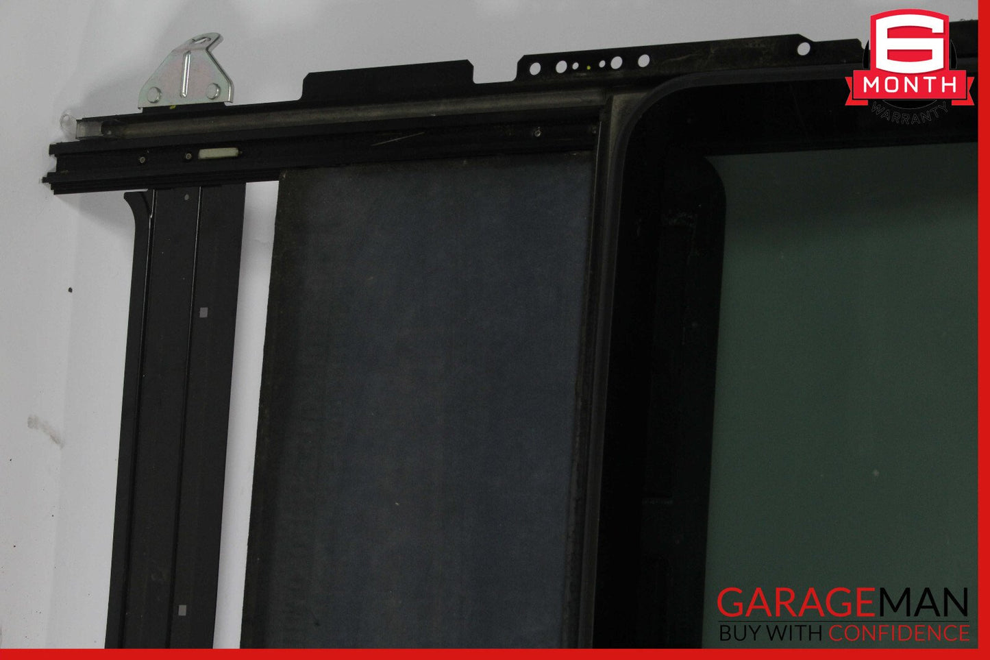 03-13 Maserati Quattroporte M139 Sunroof Guide Rail Frame Glass Track w/ Shade