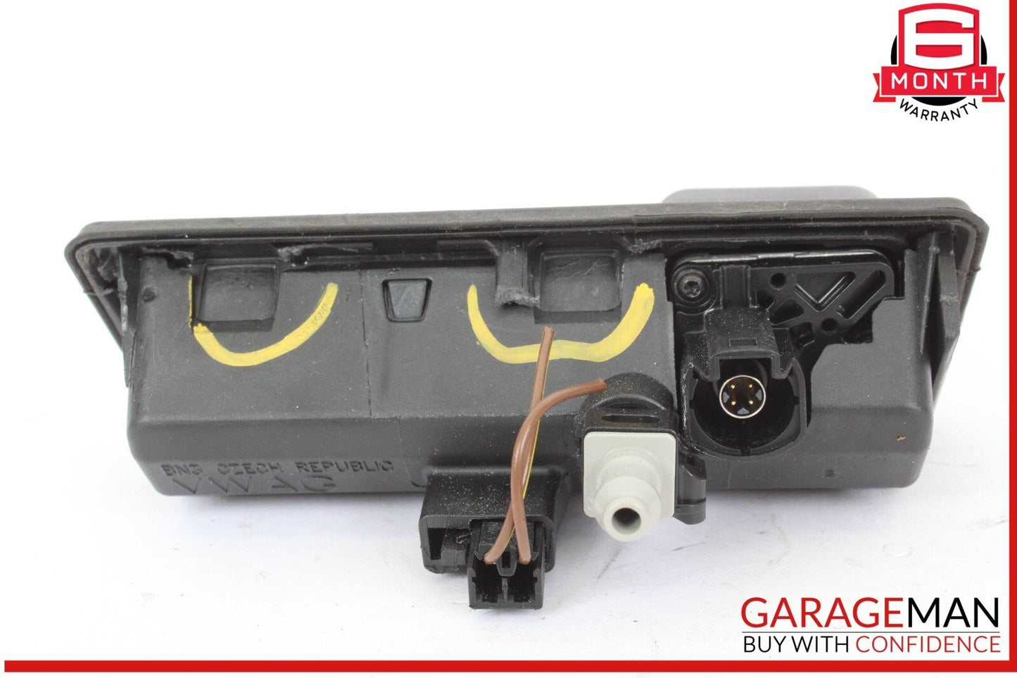 18-24 Audi Q5 Liftgate Release Opener Handle Switch w/ Camera 8W8827566C OEM
