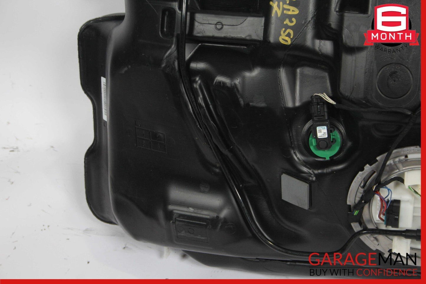 14-18 Mercedes W117 CLA250 Fuel Gas Tank Reservoir Assembly 2464703001 OEM