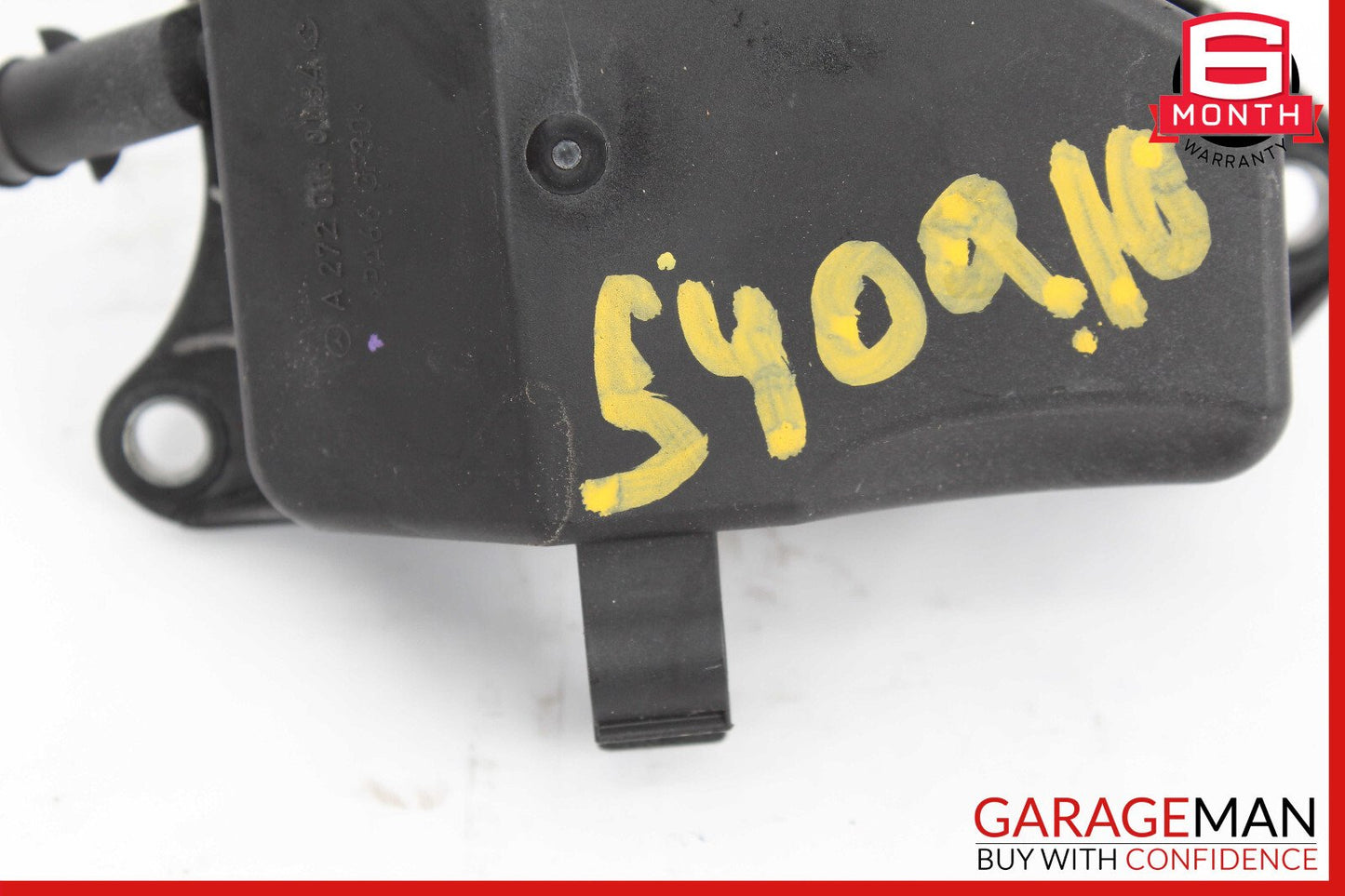 06-13 Mercedes W251 R350 Engine Oil Separator Cover 2720160134 OEM