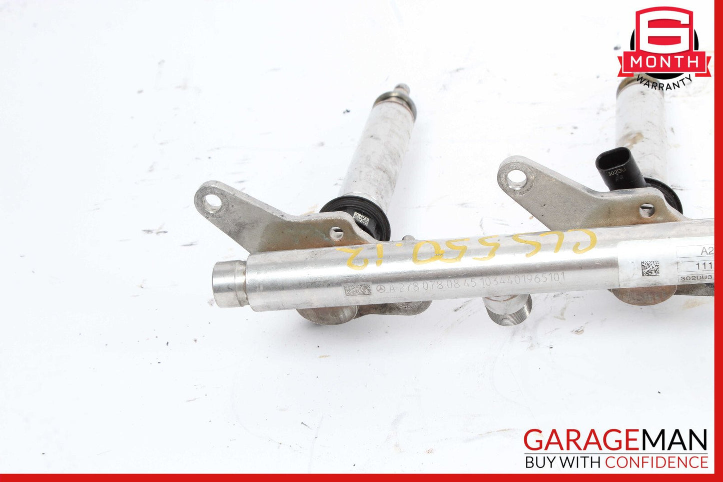 11-19 Mercedes W218 CLS550 E550 Left Side Fuel Injection Rail Line w/ Injectors