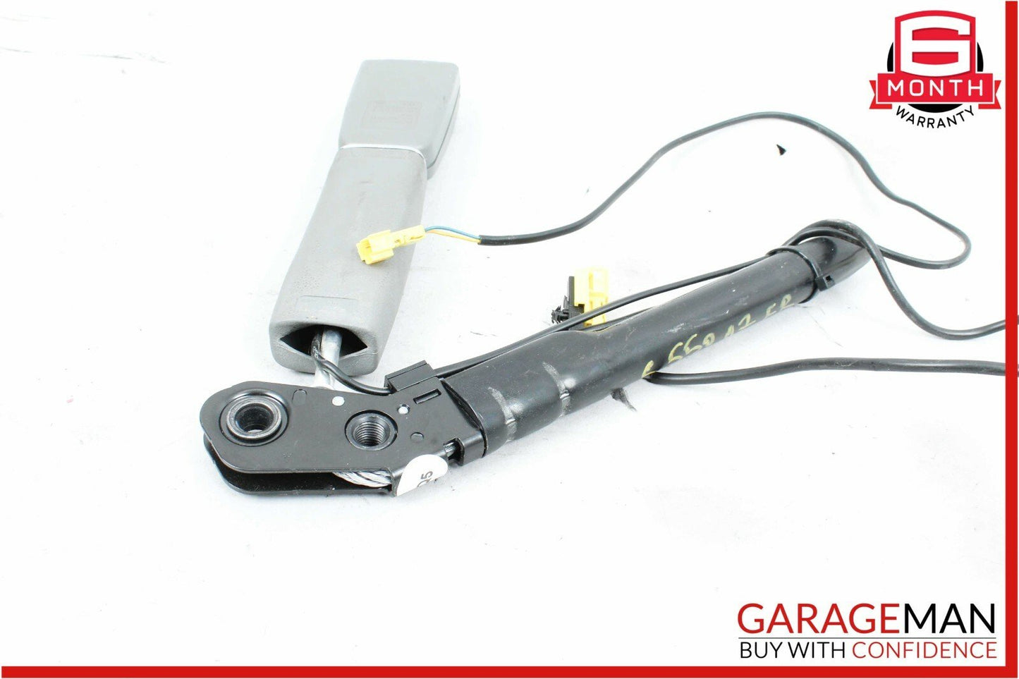 07-09 Mercedes W221 S550 S65 AMG Front Right Seat Belt Receiver Buckle Tensioner
