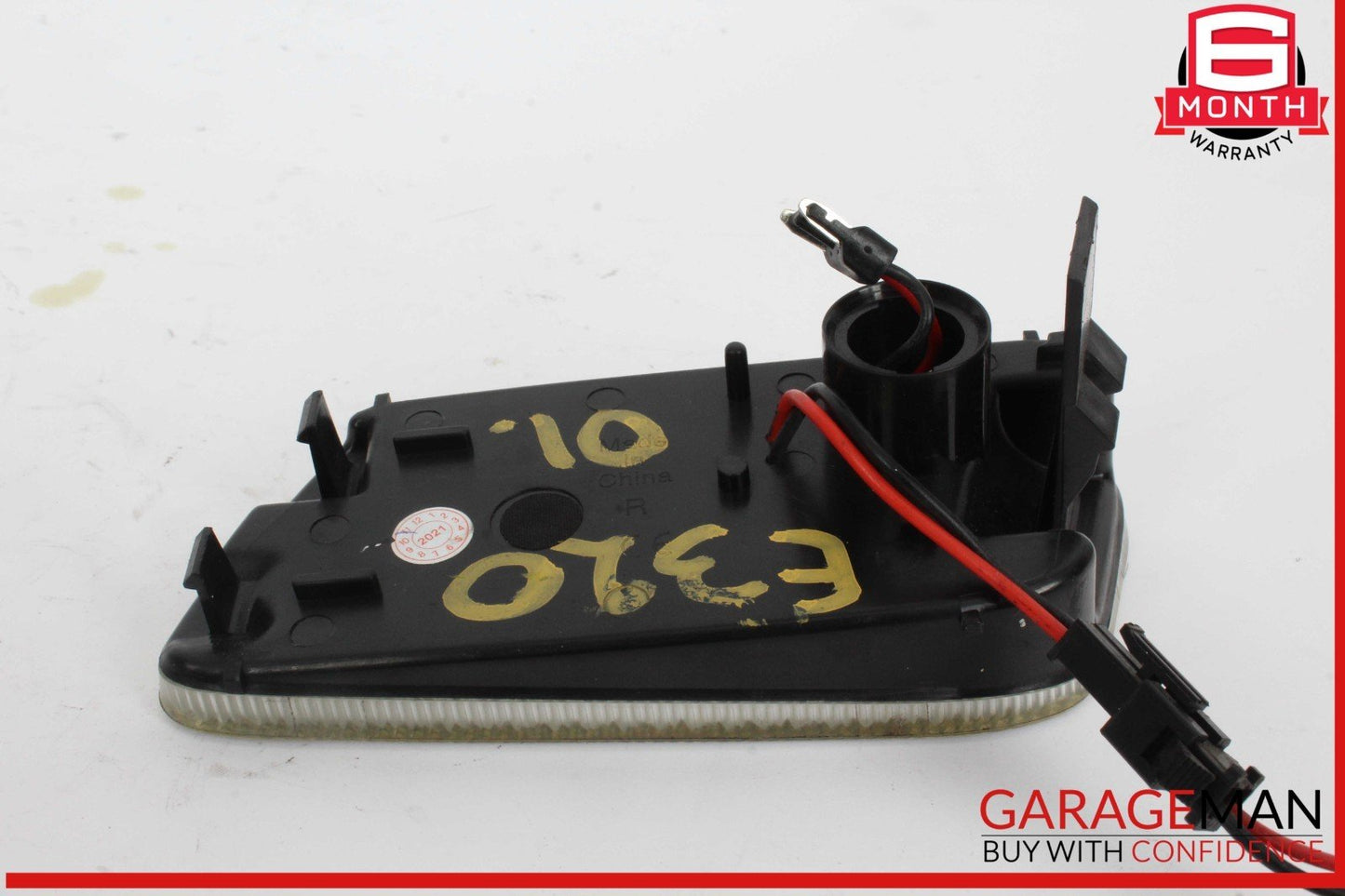 94-02 Mercedes W210 E320 Front Right Passenger Side Bumper Marker Light OEM