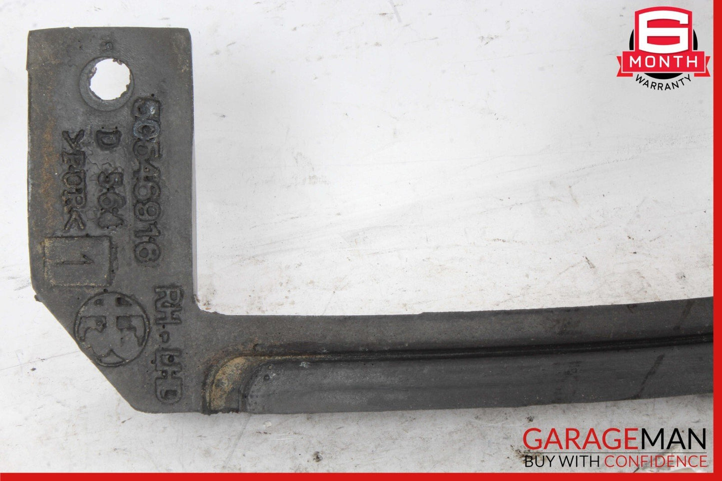 17-19 Alfa Romeo Giulia Front Right Gasket Cover Insert Foam Sound Insulation
