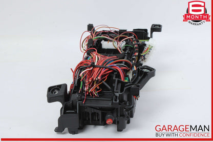 14-20 Mercedes X156 GLA250 CLA250 Front Right Interior Relay Fuse Box Assembly