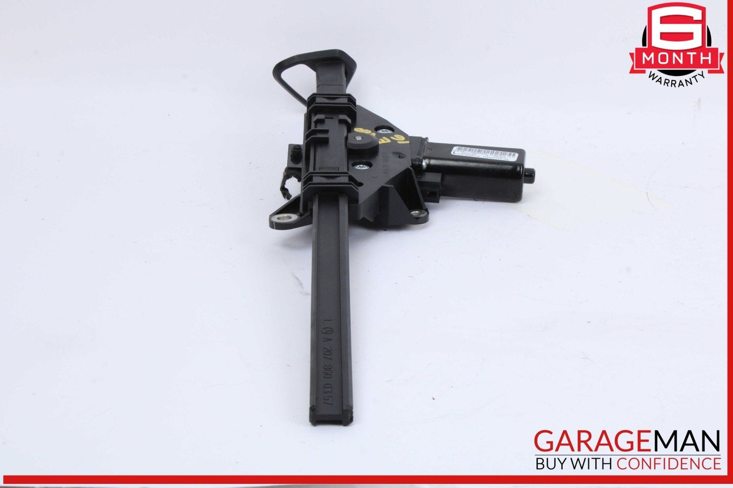10-17 Mercedes W207 E400 E550 Left Driver Side Seat Belt Feeder Motor OEM