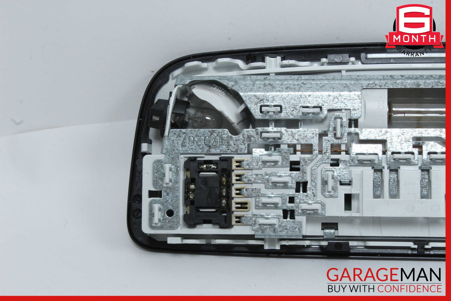 10-18 Mercedes W212 E350 CLS550 E550 Rear Overhead Dome Light OEM
