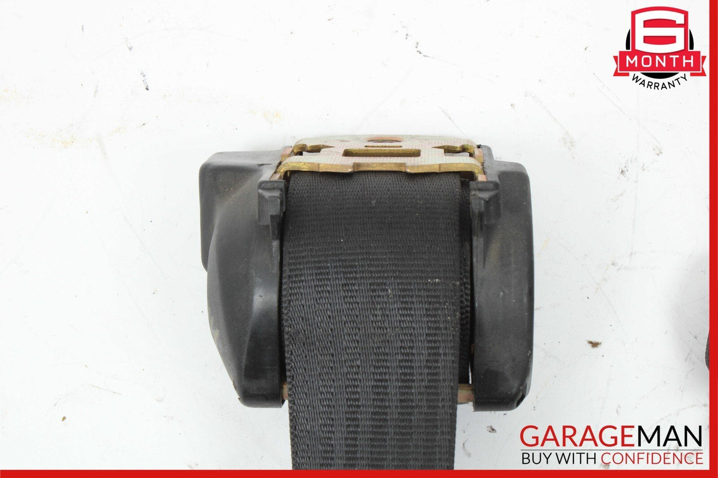 79-85 Mercedes W123 300TD Rear Right Side Seatbelt Seat Belt Retractor Assembly