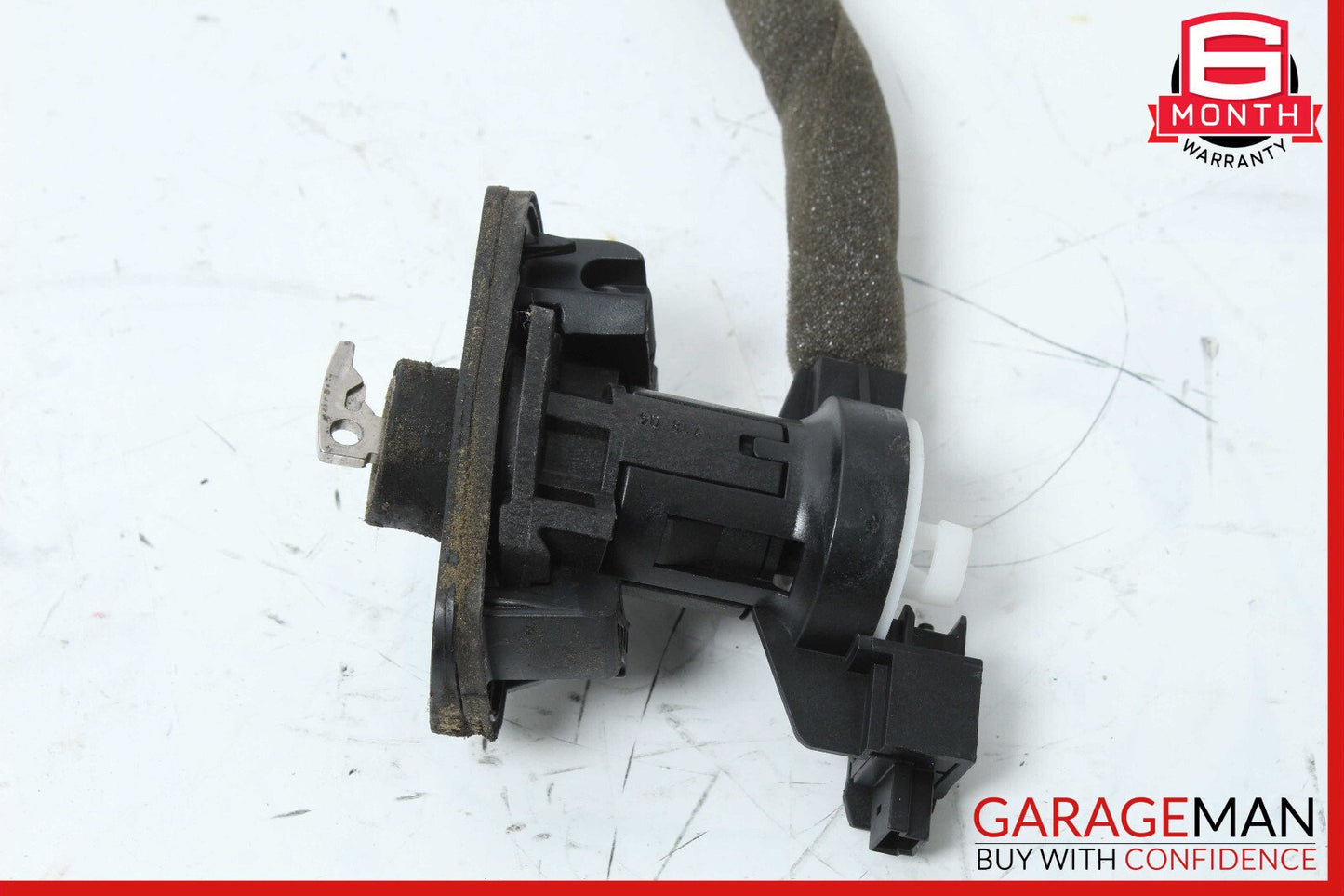 08-15 Mercedes W204 C250 C300 Trunk Lid Latch Lock Actuator 2047500185 OEM