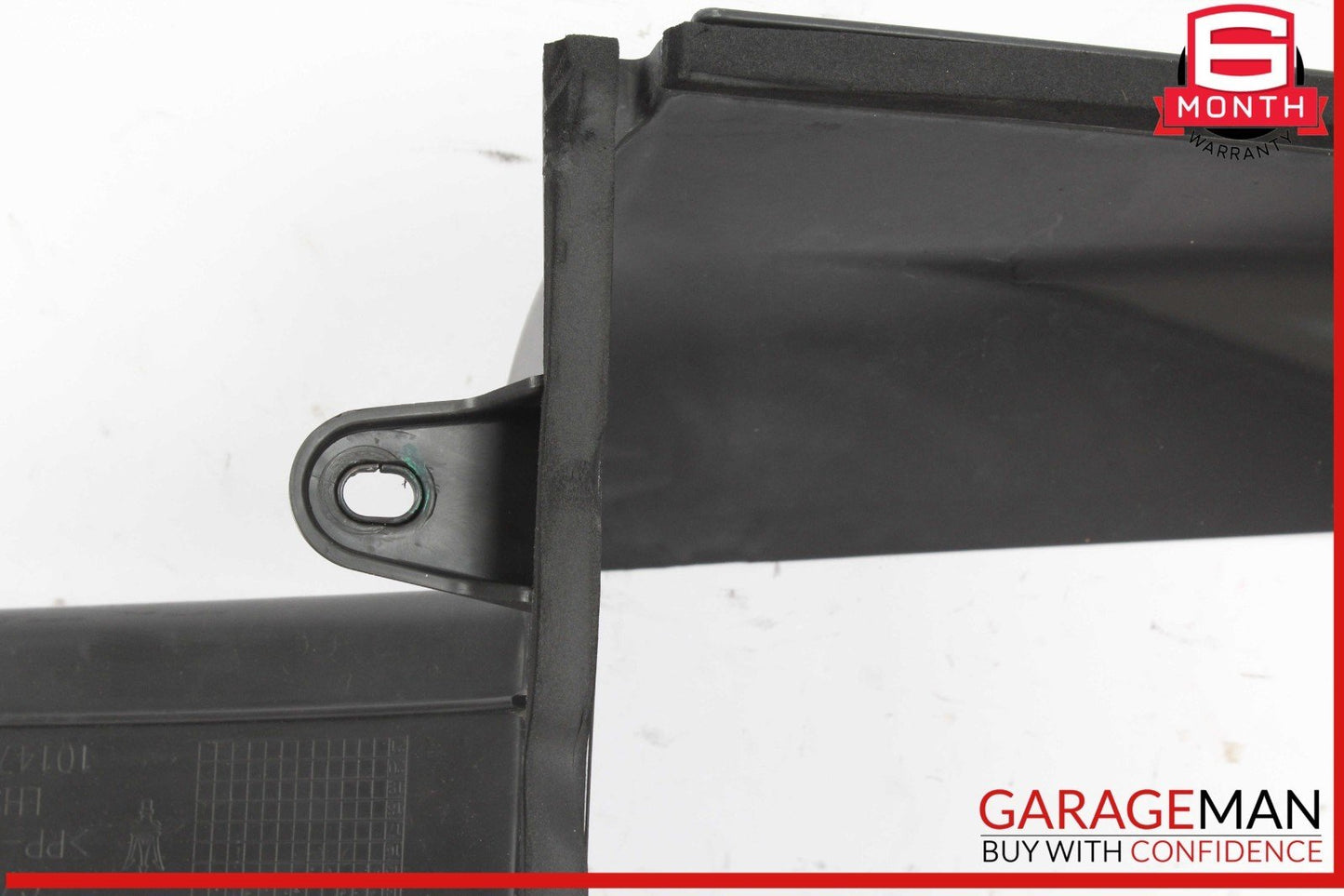 14-18 Maserati Ghibli M157 Front Left Side Intercooler Duct Shroud 670004140 OEM