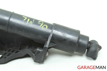06-12 MERCEDES W164 ML500 FRONT LEFT HEADLIGHT WIPER WASHER NOZZLE OEM