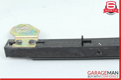 06-11 Mercedes W219 CLS550 Rear Right Side Quarter Window Glass Panel Assembly