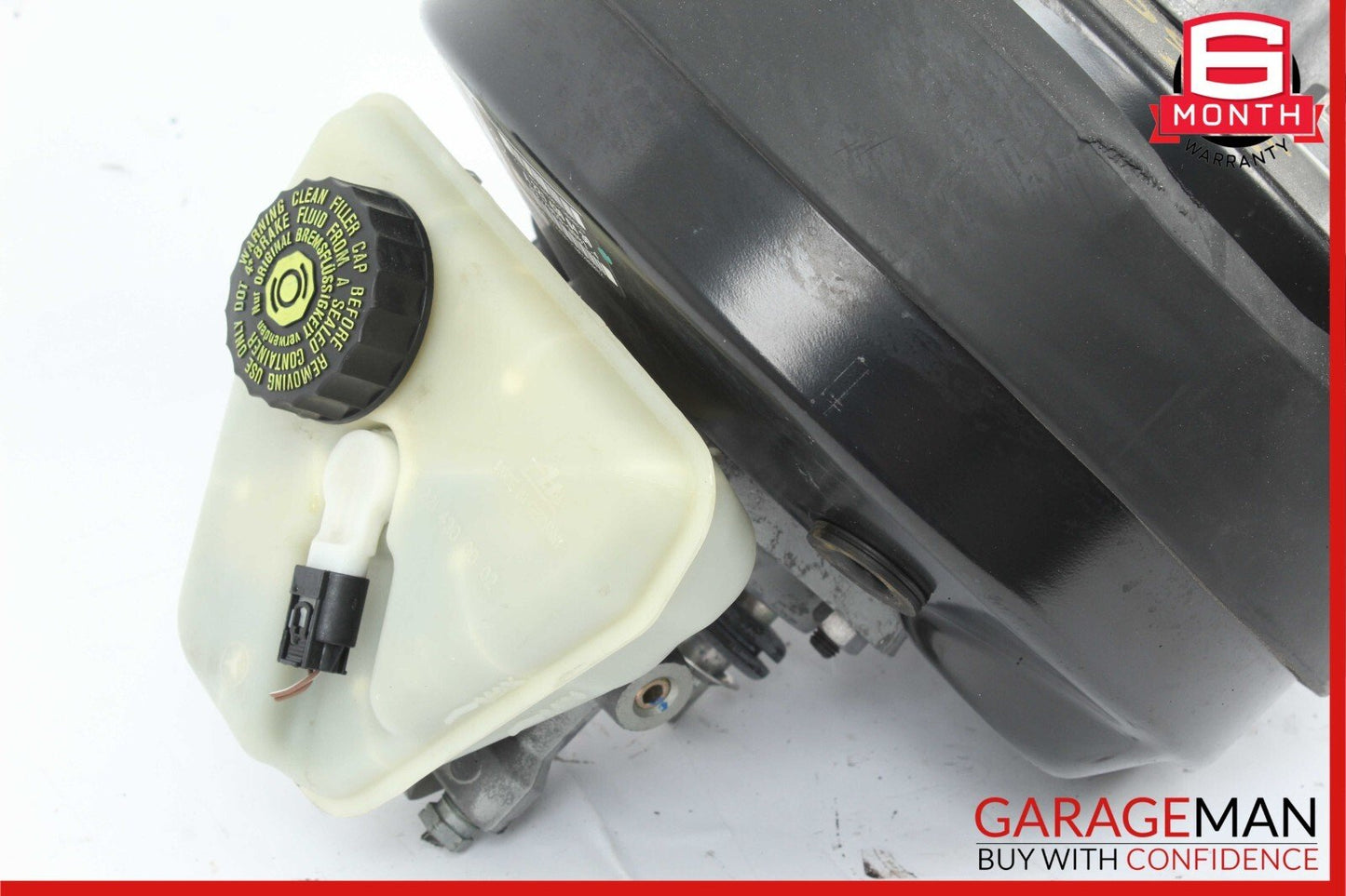 07-09 Mercedes W221 S550 S63 CL550 Brake Booster Master Cylinder 2214300430 OEM