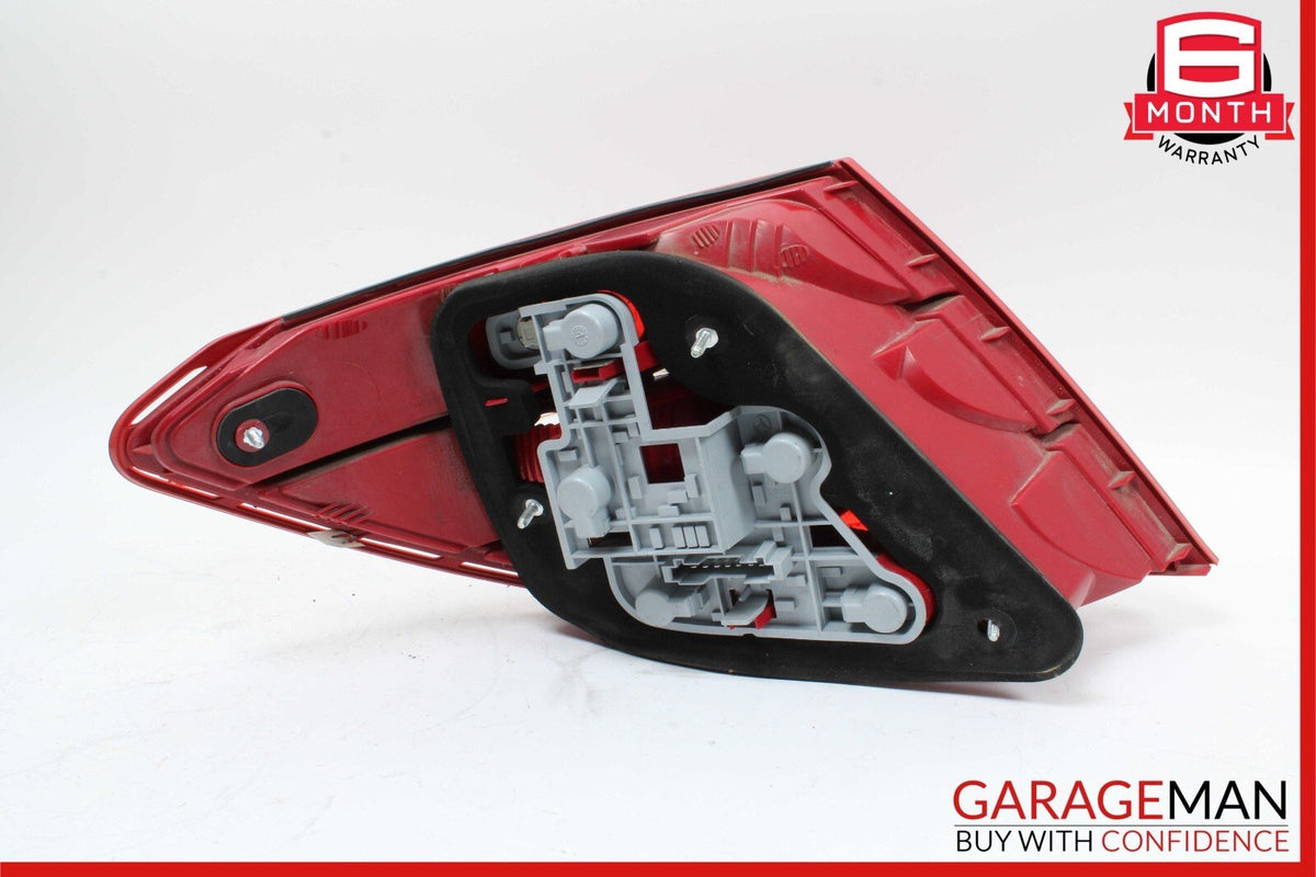 08-11 Mercedes W204 C300 Rear Right Passenger Side Taillight Tail Light Lamp OEM