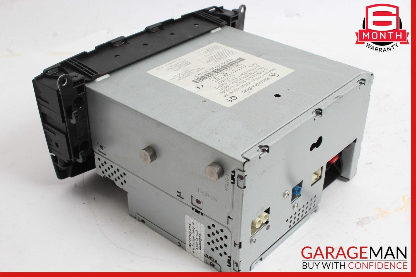08-11 Mercedes W204 C250 C300 Head Unit Navigation Command Command CD Player OEM