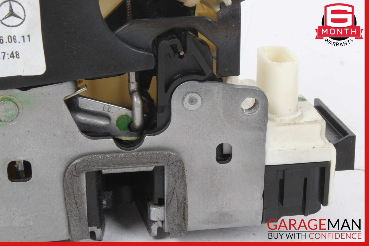 08-20 Mercedes W204 C350 CLS550 SLK350 Front Right Side Door Lock Latch Actuator