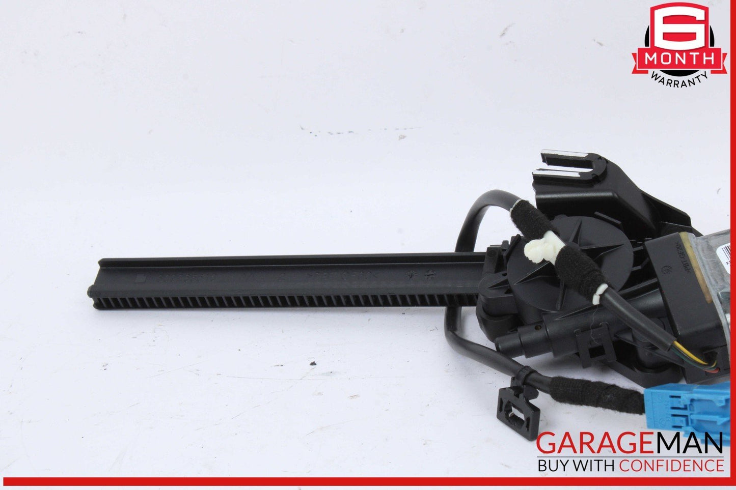 17-20 Mercedes W205 C300 Front Right Passenger Side Seat Belt Feeder Motor OEM