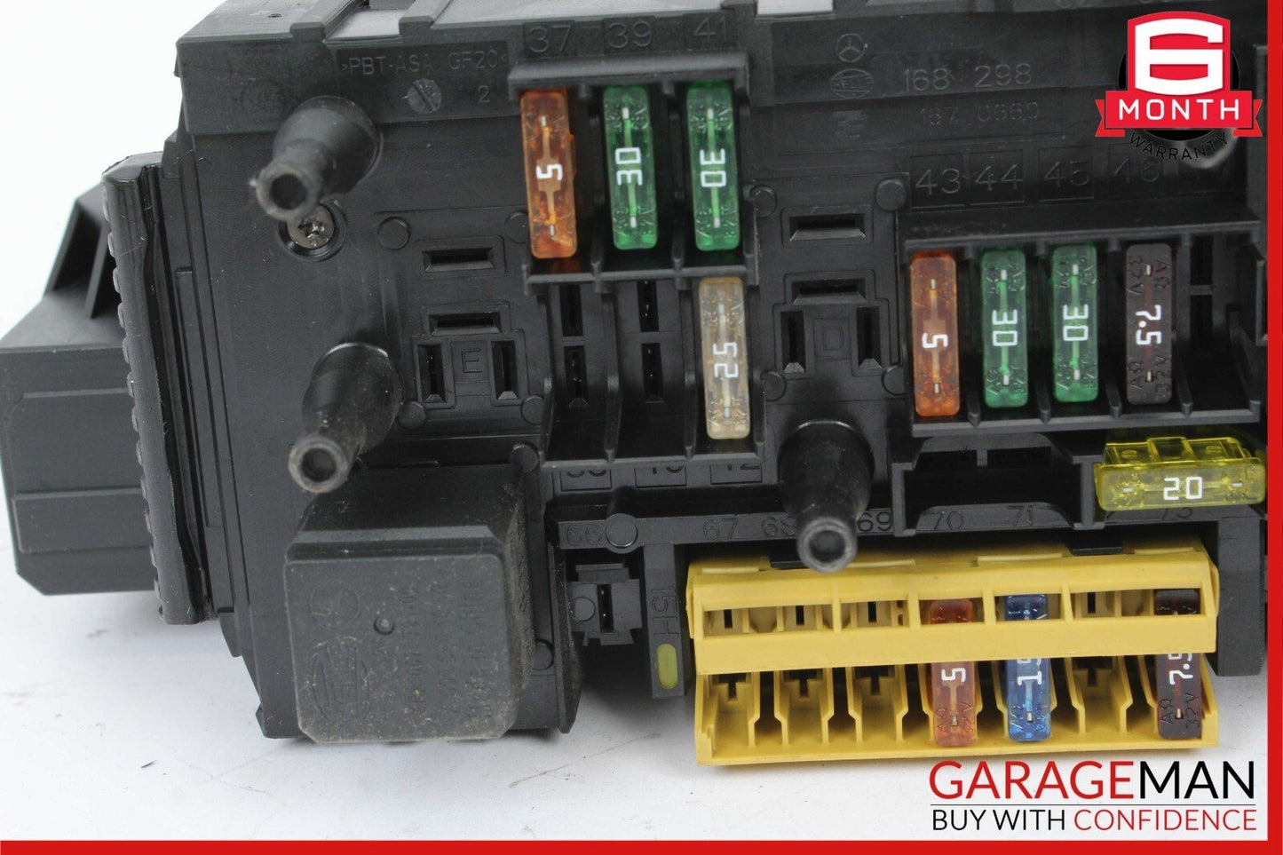 12-14 Mercedes W204 C350 C300 C63 AMG Rear SAM Fuse Relay Junction Box Assembly
