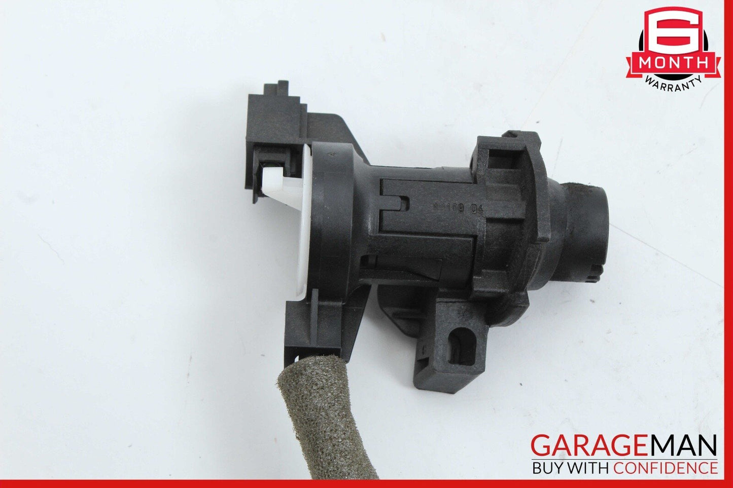 08-15 Mercedes W204 C250 C300 Trunk Lid Latch Lock Actuator OEM