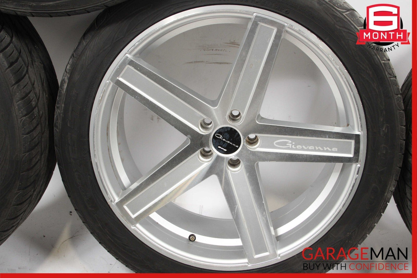 Giovanna Wheel Tire Rim Set of 4 Pc 22x9J Tires 285/40 R22 110V