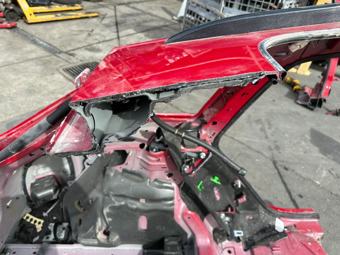 15-18 Porsche Macan 95B Rear Left Side Exterior Body Quarter Panel Frame Assy