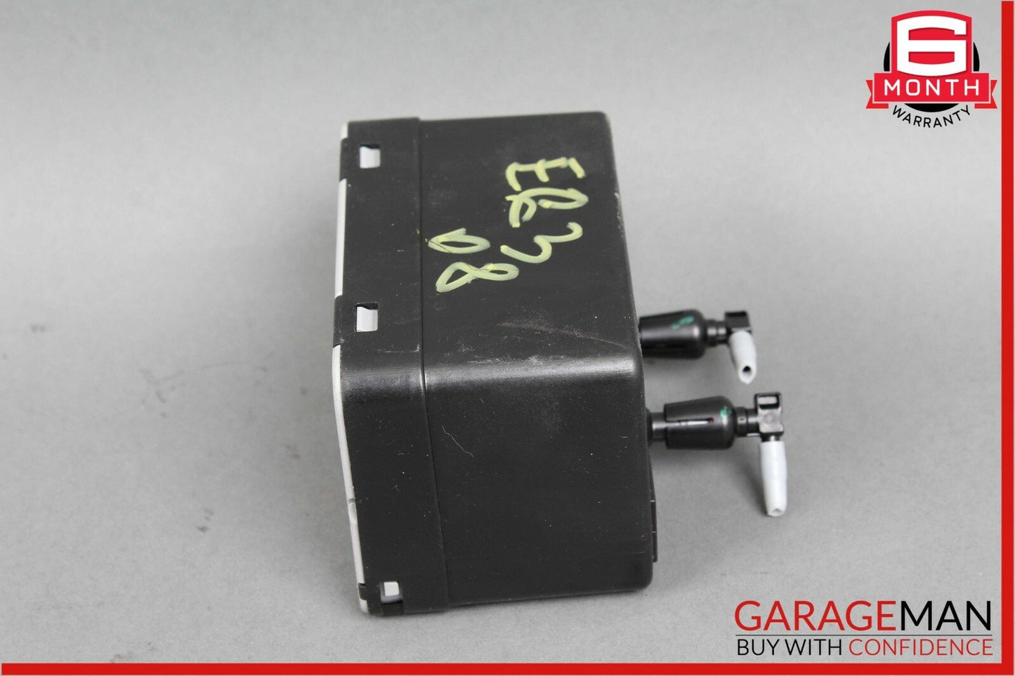 06-09 Mercedes W211 E63 CLS63 AMG Air Vacuum Pump Box 0008002548 OEM