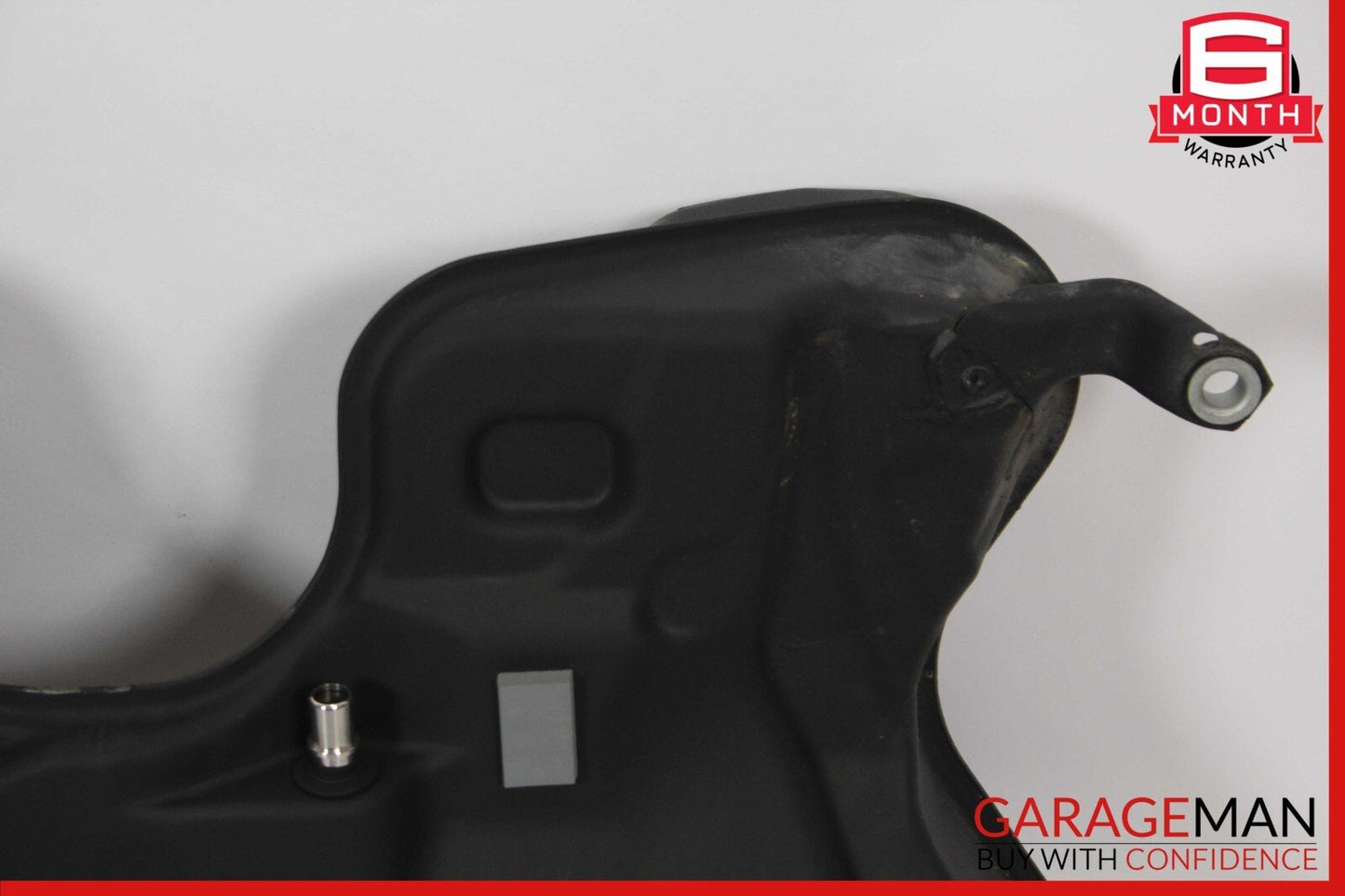 16-18 Mercedes W205 C350e Hybrid Fuel Gas Tank Reservoir w/ Fuel Pump Assembly