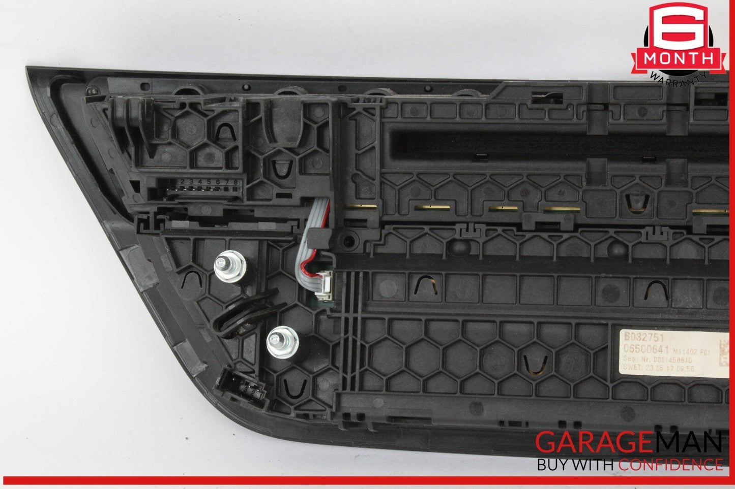 17-20 BMW 530E AC A/C Climate Control Audio Radio Switch Panel 6834437 OEM