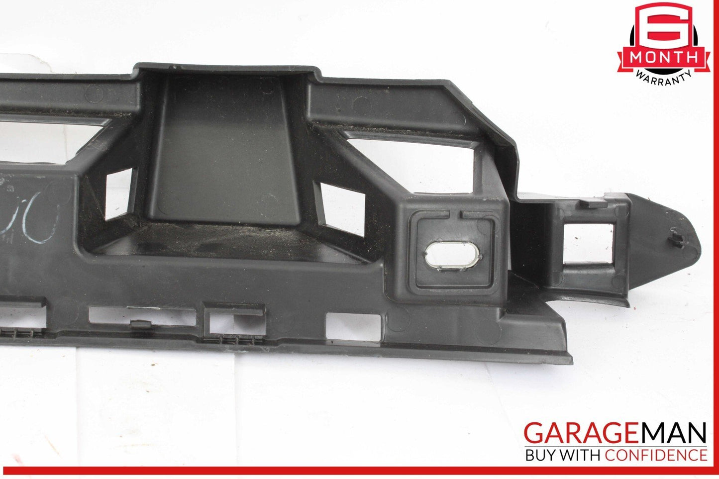 16-19 Mercedes W166 GLE400 Rear Bumper Center Mount Bracket Support 1668854165