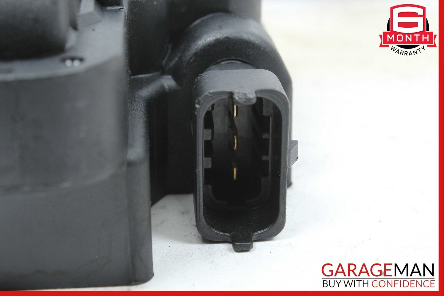 98-06 Mercedes W215 CL55 C320 S500 SL500 S430 Ignition Coil Pack 0001587803 OEM