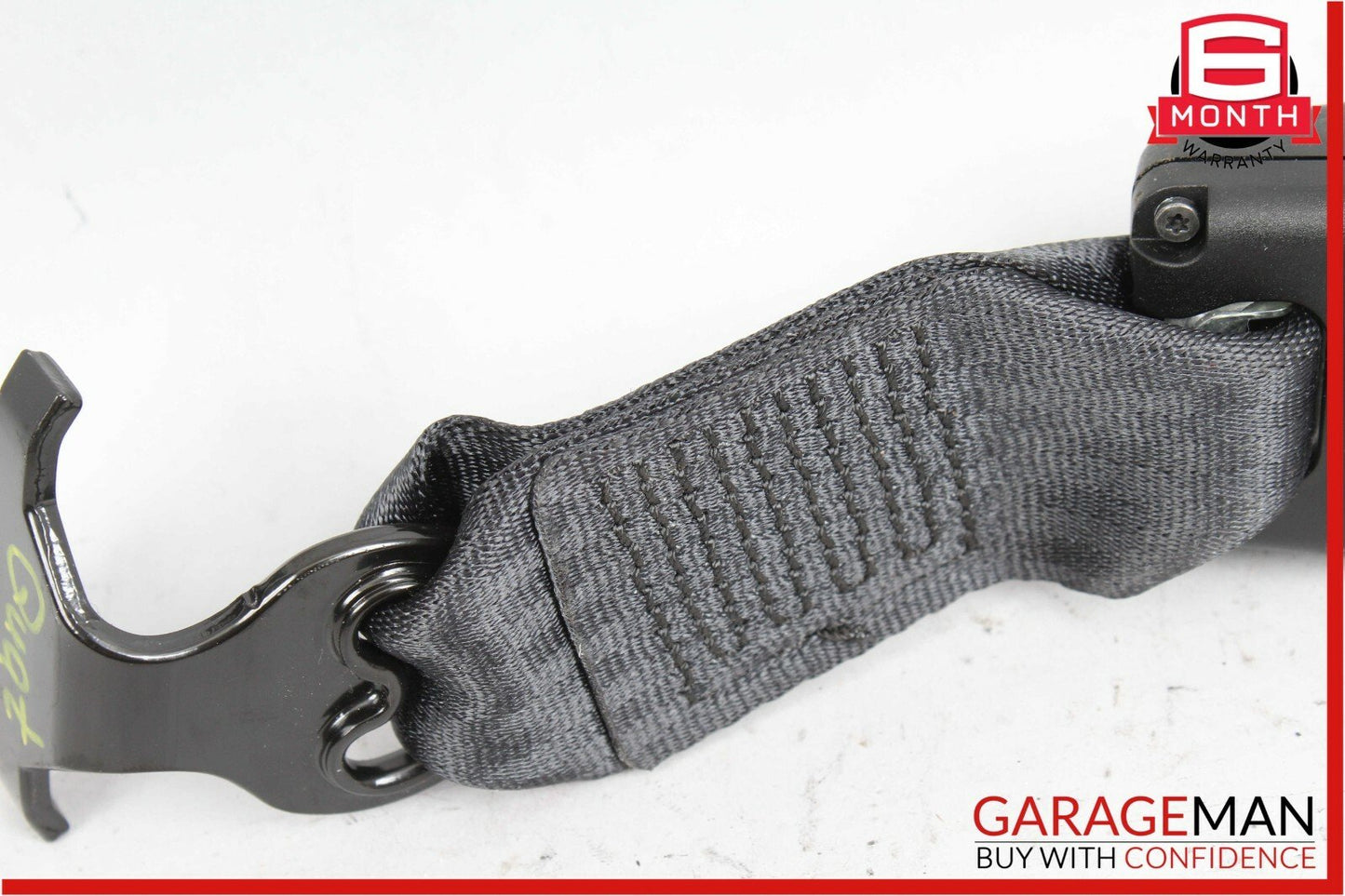 14-18 Maserati Quattroporte Rear Center Side Seat Belt Seatbelt Receiver Buckle