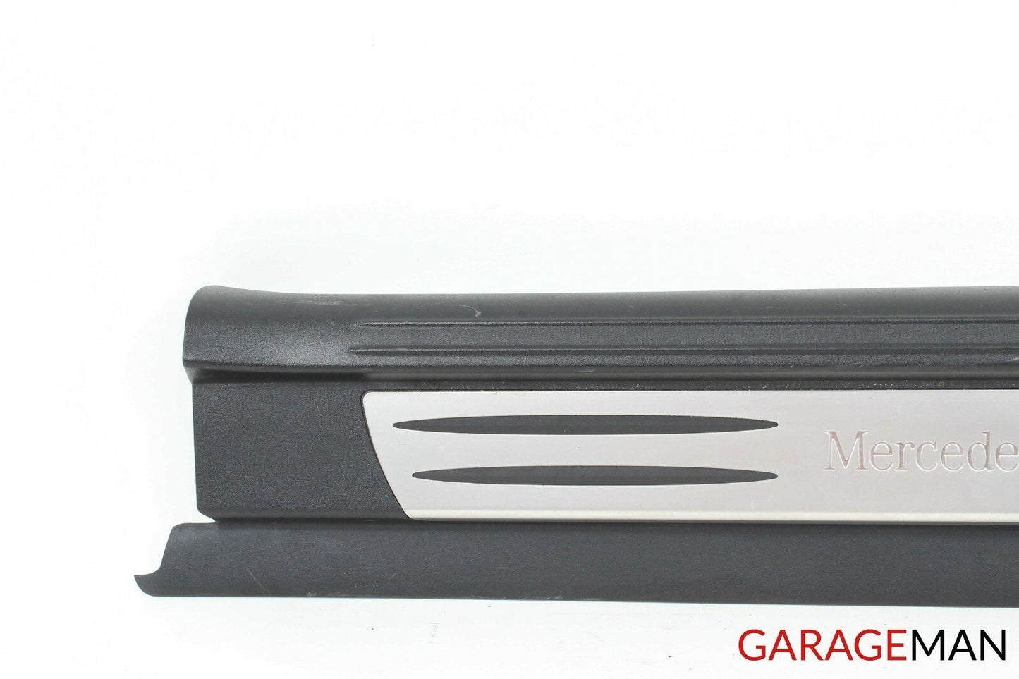 05-08 MERCEDES R171 SLK280 FRONT RIGHT PASSENGER DOOR STEP SILL SCUFF PLATE OEM