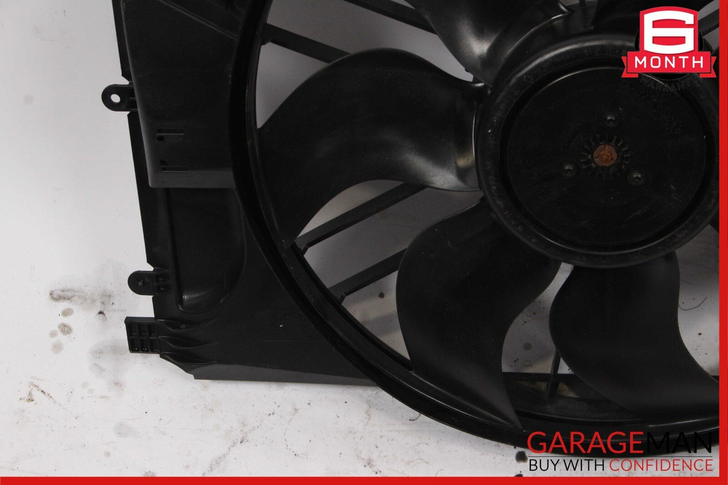 08-18 Mercedes GLK350 E350 C350 Engine Radiator Cooling Fan Motor Shroud Assy