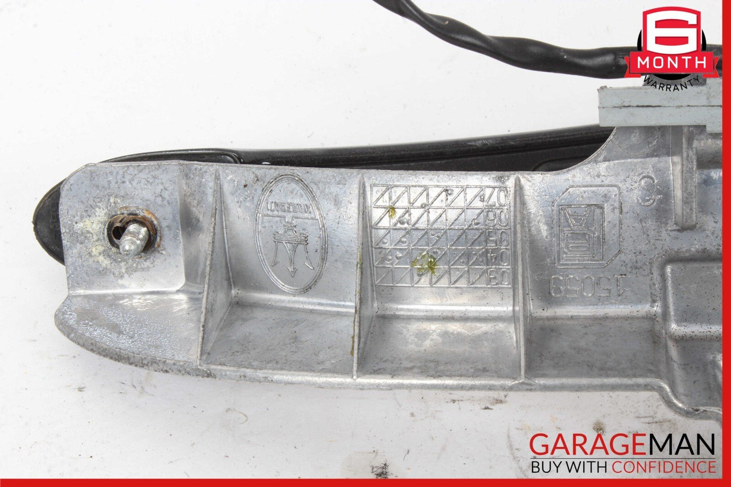 03-13 Maserati Quattroporte M139 Front Right Side Exterior Door Handle OEM
