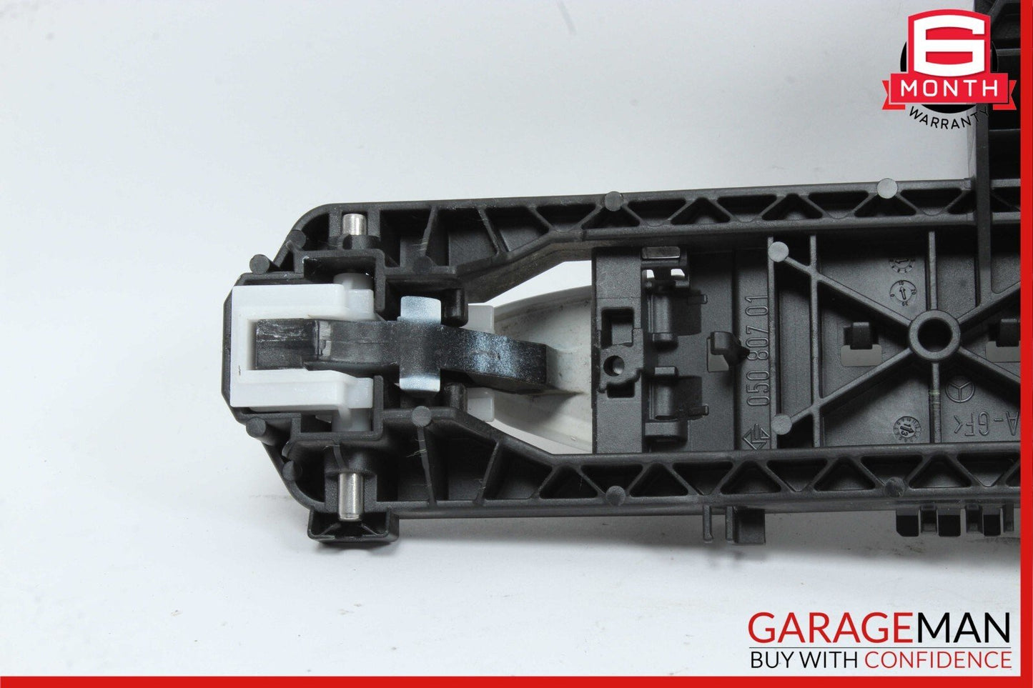 12-14 Mercedes W204 C250 C350 Front Left Driver Side Exterior Door Handle White