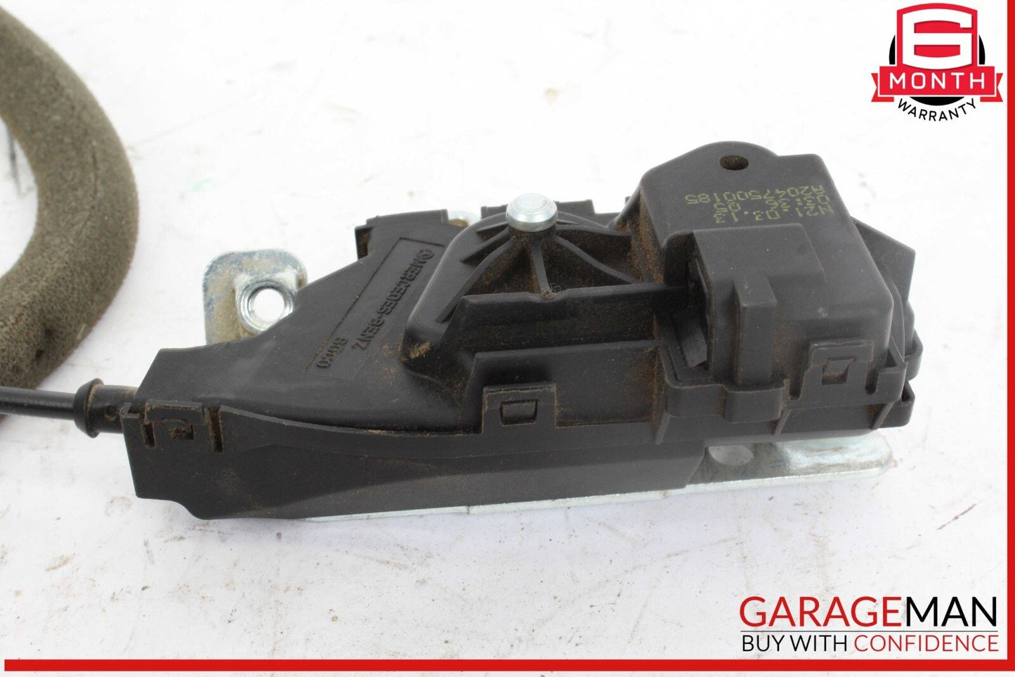 08-17 Mercedes W204 C350 C300 Trunk Lid Latch Lock Actuator 2047500185 OEM