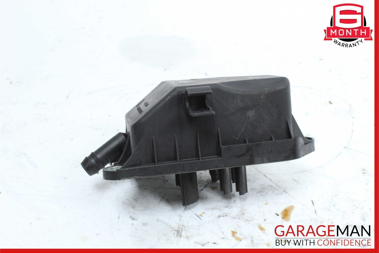 06-15 Mercedes W212 E350 C300 Engine Oil Separator Cover 2720160134 OEM