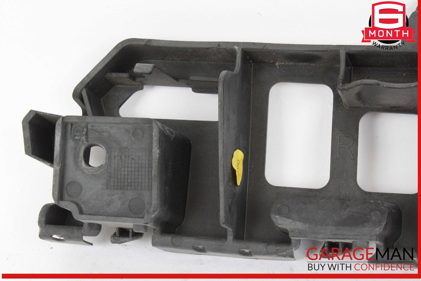 15-18 Porsche Cayenne 958 Rear Right Side Bumper Guide Mount Bracket 7P5807484B