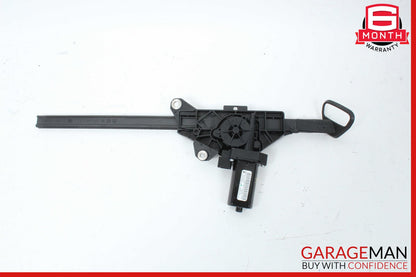 10-17 Mercedes W207 E350 Front Right Side Seat Belt Feeder Retractor OEM