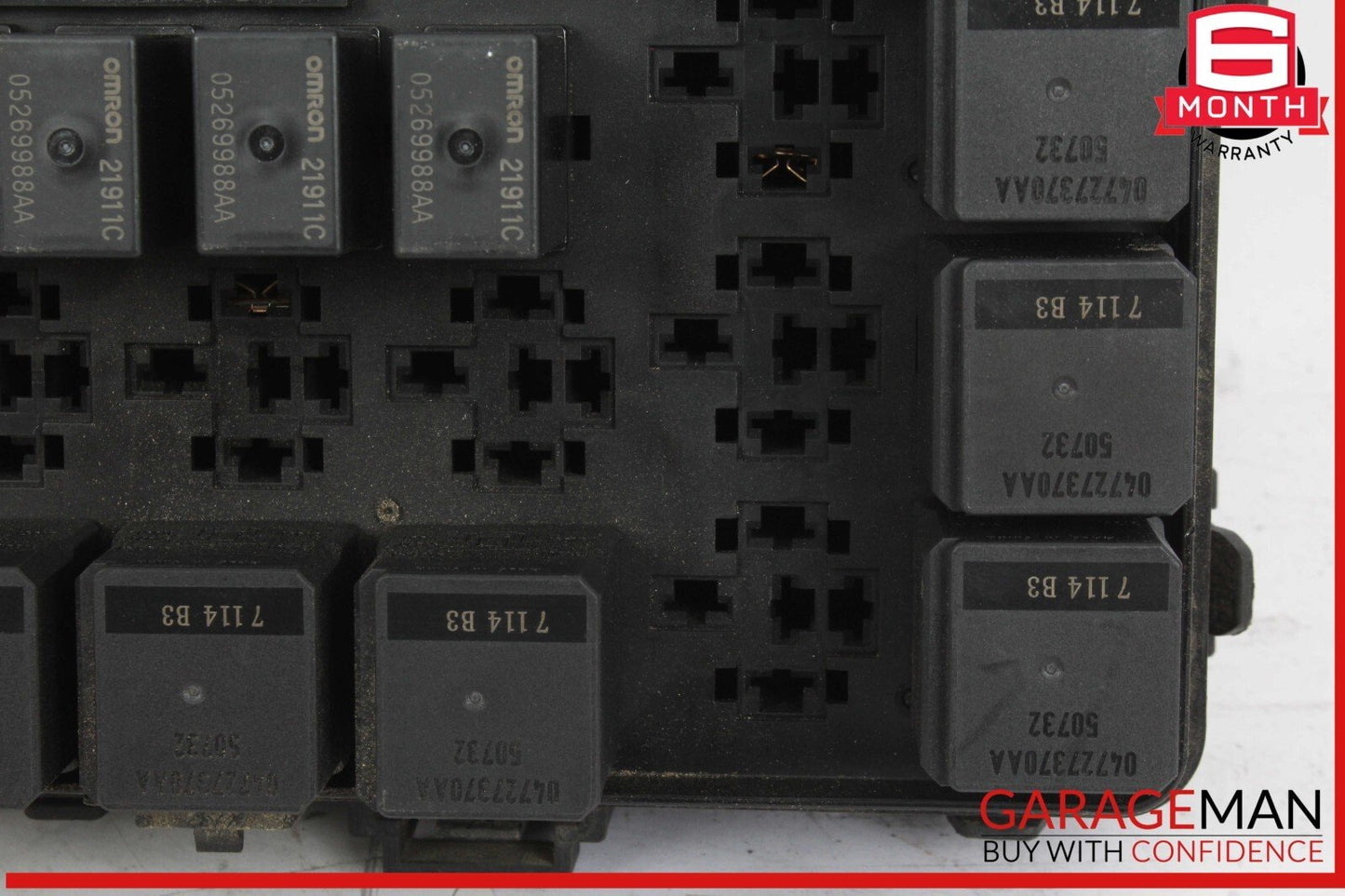 17-20 Maserati Levante M161 Relay Junction Fuse Box 670101390 OEM