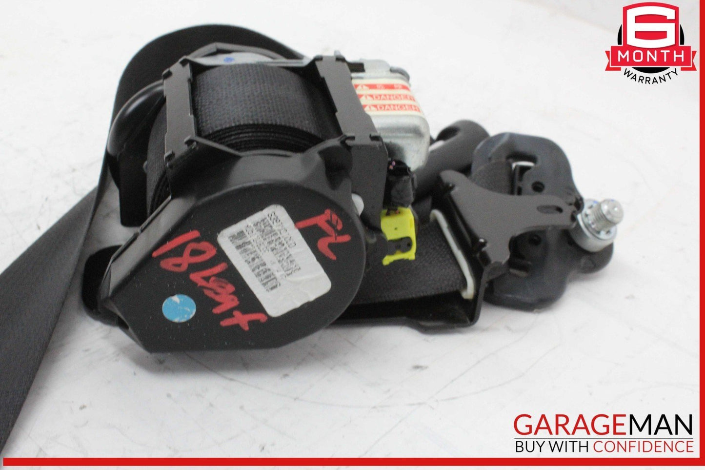 13-20 Nissan Leaf Front Left Driver Side Seat Belt Seatbelt Retractor OEM