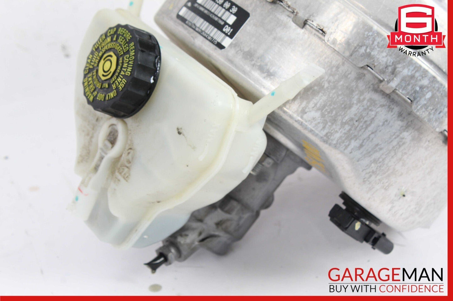15-18 Mercedes W205 C400 C300 Master Cylinder Power Brake Booster OEM