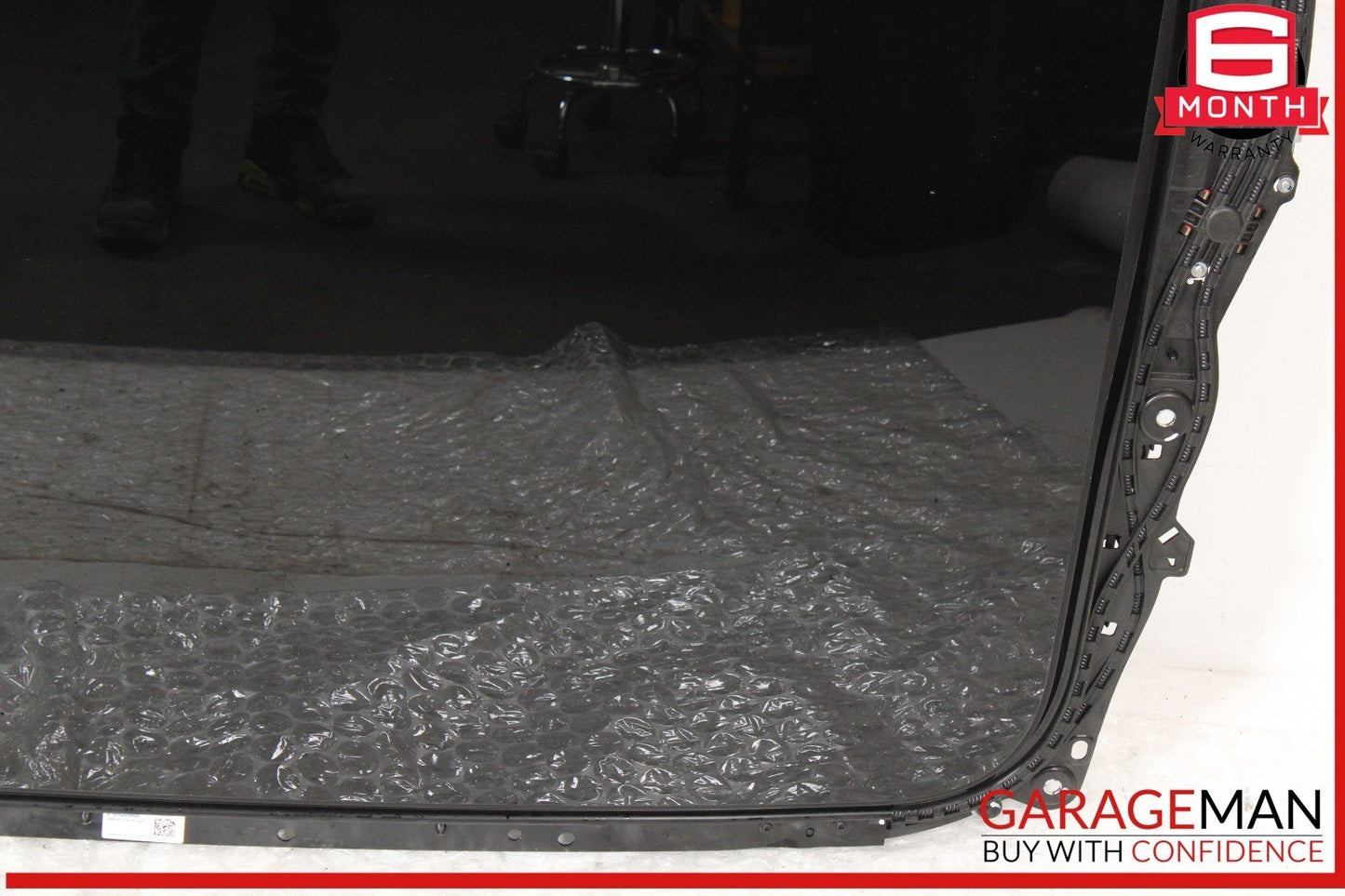 15-24 Porsche Macan 95B Panoramic Roof Glass Frame Black OEM
