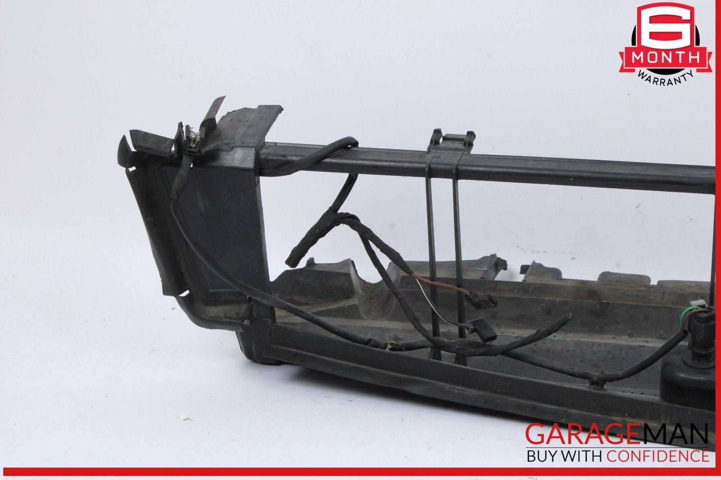 10-14 Mercedes X204 GLK350 C250 Radiator Lower Baffle Air Duct 2045053430 OEM