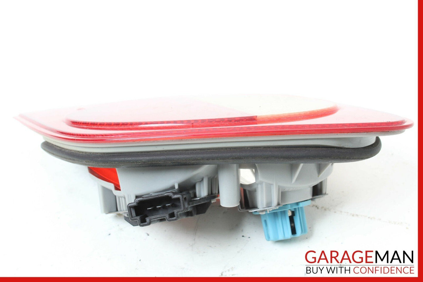 96-99 Mercedes W210 E300 E320 Rear Right Passenger Side Inner Tail Light Lamp