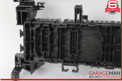14-20 Mercedes W117 CLA250 GLA250 Front Right Interior Relay Fuse Box Assembly