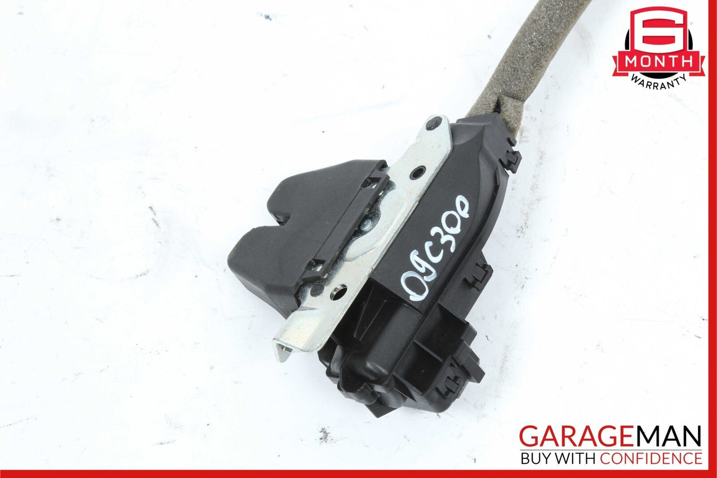 08-15 Mercedes W204 C300 C250 Trunk Lid Latch Lock Actuator 2047500185 OEM