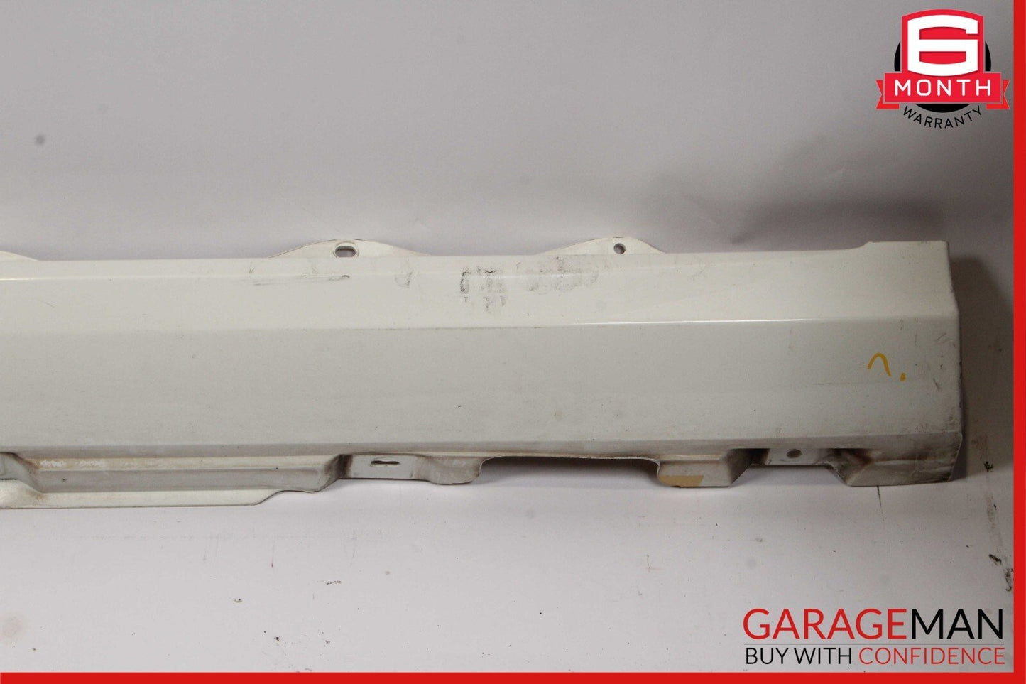06-13 Mercedes W251 R350 Left Driver Side Rocker Skirt Molding Panel White