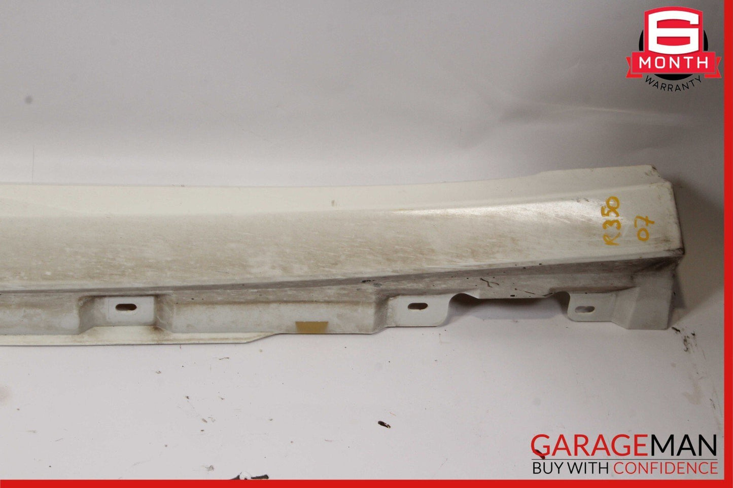 06-13 Mercedes W251 R350 Right Side Skirt Rocker Moulding Panel Alabaster White